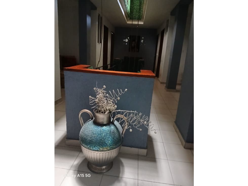 SE VENDE HOSTAL EN CASCO ANTIGUO — foto 2