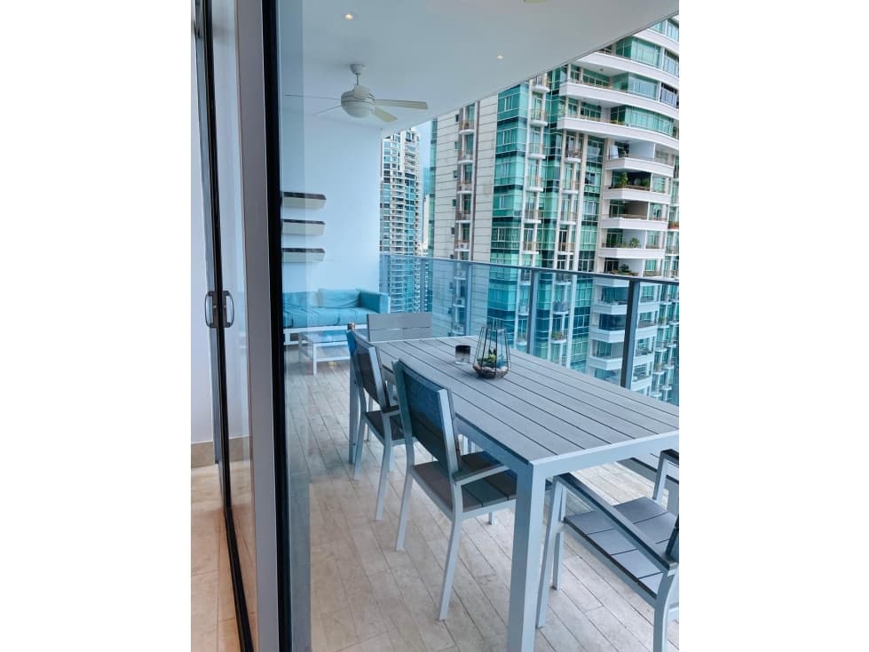 EN VENTA APARTAMENTO CON VISTA AL MAR GRAND TOWER — foto 4