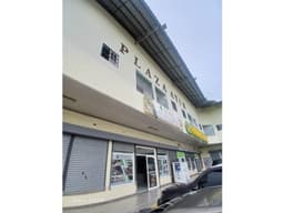 LOCAL EN ALQUILER // PLAZA AYIM ARRAIJAN YD