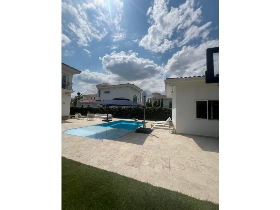 SE VENDE CASA EN SANTA MARIA PH FAIRWAY — foto 3