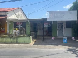 Se vende casa en Santiago Veraguas, junto al antiguo MEDUCA