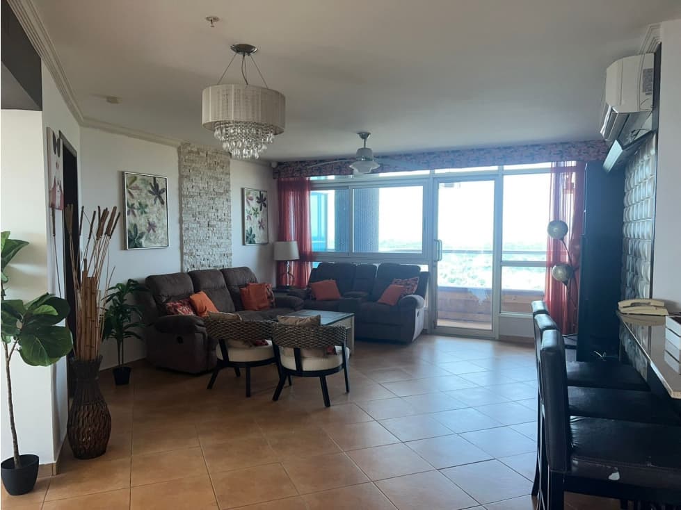 Se Vende Apto en Coronado Golf — foto 1