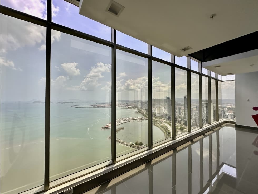 Se Alquila Oficina de 1,417m2 en Torre BICSA, Ave. Balboa — foto 4