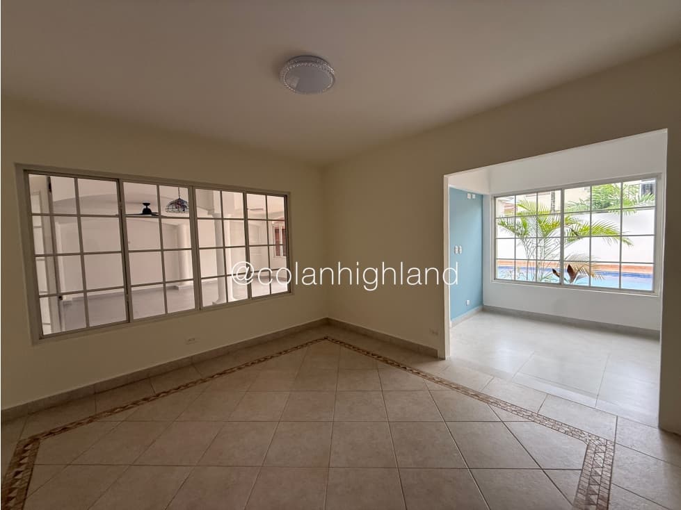 Se Vende Casa.con piscina en Costa del Este — foto 3