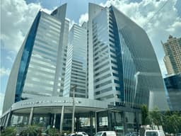 Se Alquila Oficina de 1,174 m2 en Torres de Las Americas