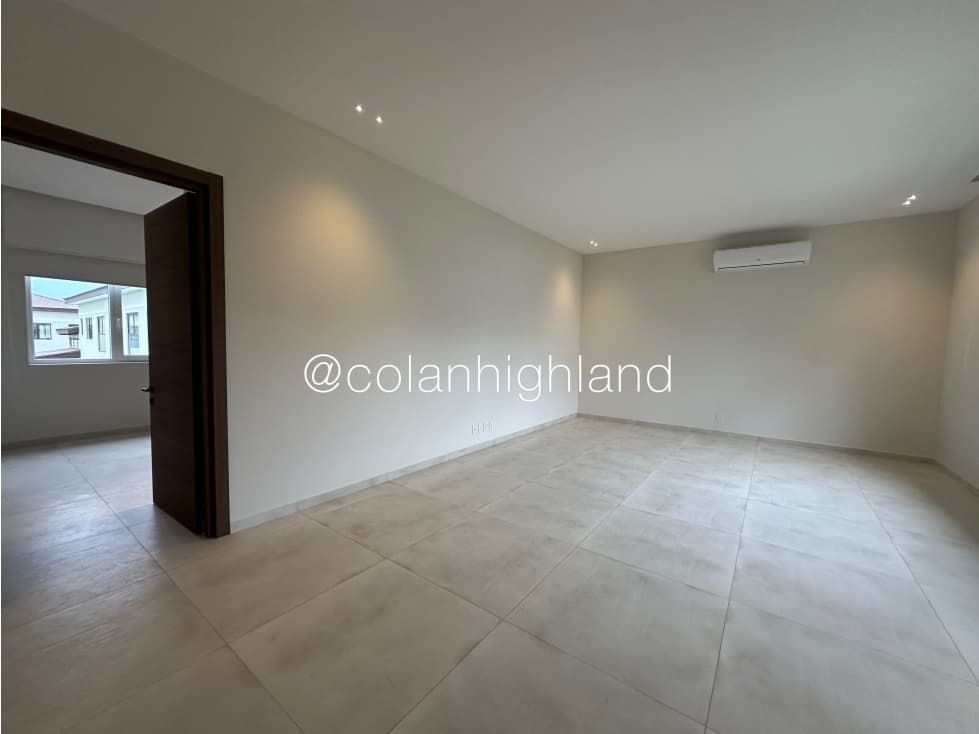 Venta Casa Unifamiliar en The Wood, Santa Maria — foto 4
