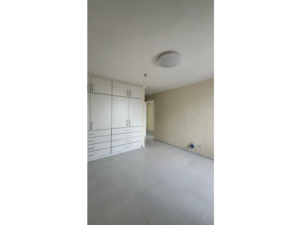 Se Vende Apto en Avenida Balboa / 3 Recámaras — foto 3