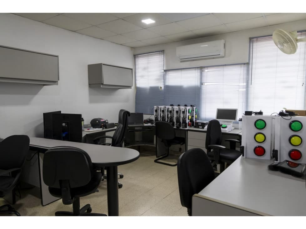 Se Vende Edificio Comercial en El Carmen — foto 3