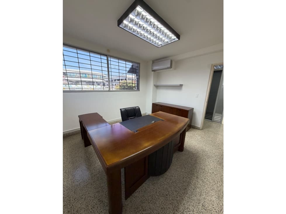 Se Alquila Oficina Semi Amueblada en El Dorado — foto 3
