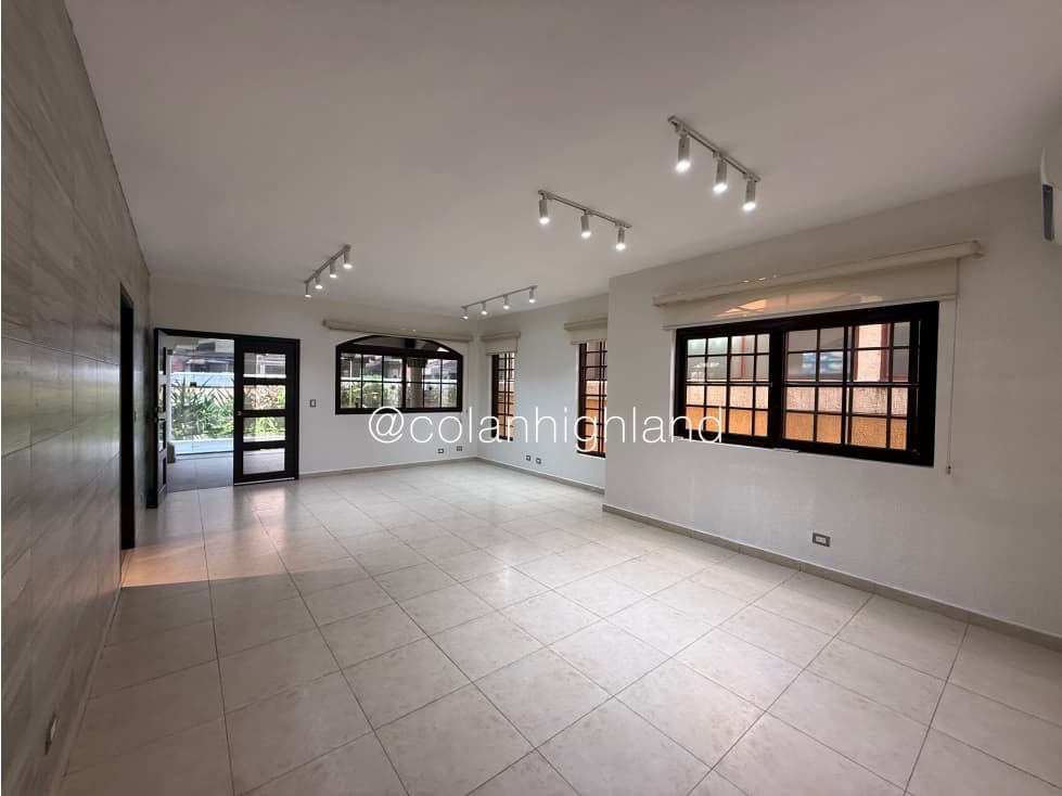 Venta o Alquiler Casa en El Doral, Costa Sur — foto 6