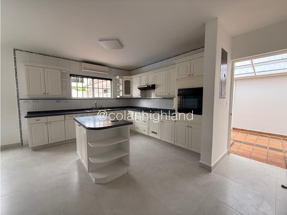 Se Vende Casa.con piscina en Costa del Este — foto 5