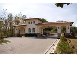 VENDO/ALQUILO CASA EN SAN CARLOS
