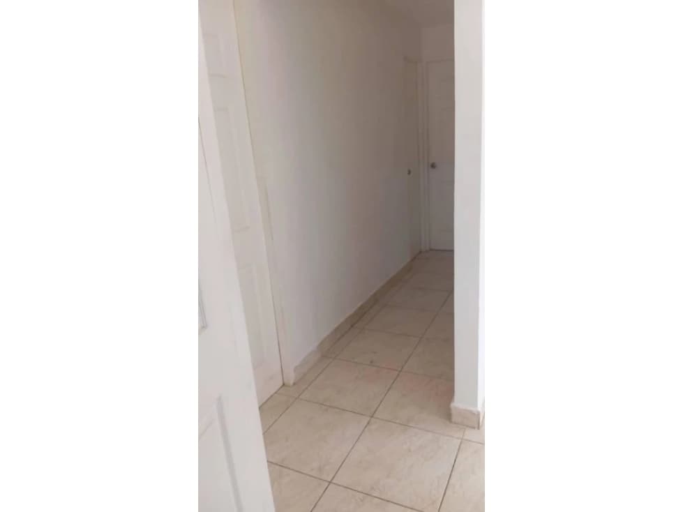 VENTA DE CASA COLINAS DEL OESTE, ARRAIJAN — foto 4
