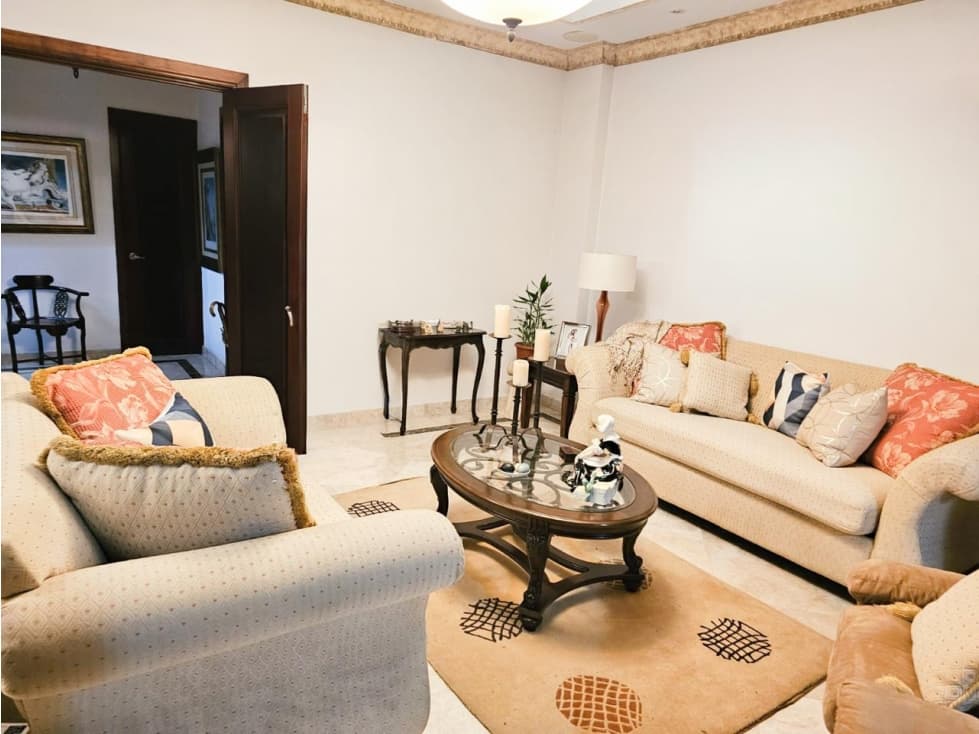 Altos de Amador — foto 1