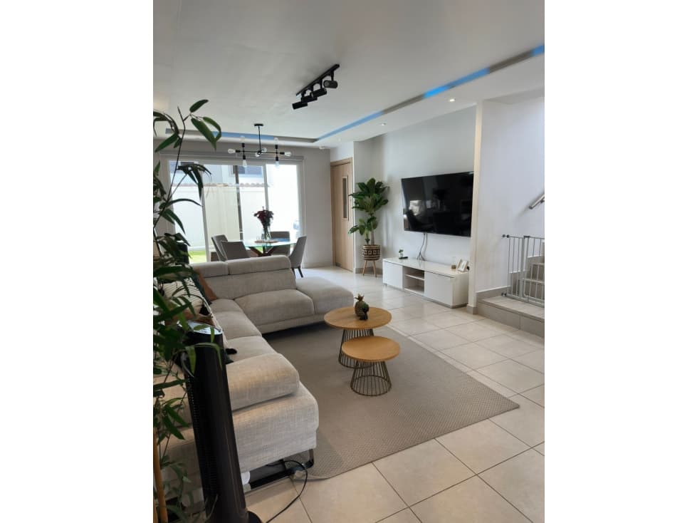 Venta de Casa en Paseo del Norte — foto 2