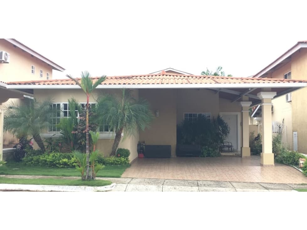 Venta de Casa en Brisas del Golf — foto 1