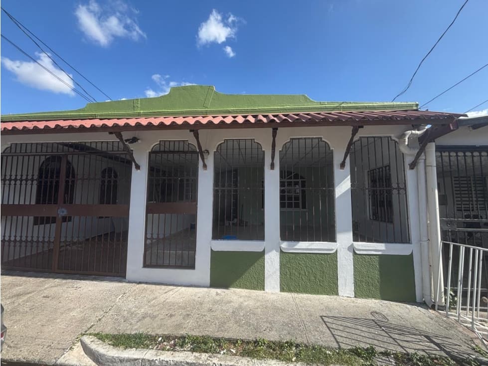 Alquiler de Casa en Villa Lucre — foto 2
