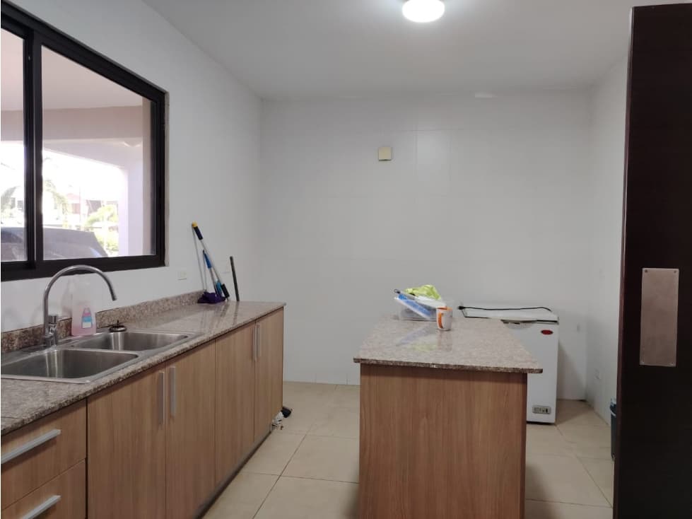 ALQUILER DE CASA EN PASEO DEL NORTE — foto 5
