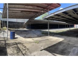 Venta de Terreno plano y techado de 1.600 metros en avenida Frangipani
