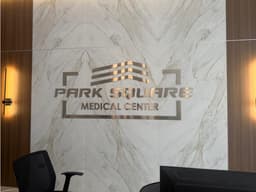 VENTA DE LOCAL COMERCIAL EN PARK SQUARE MEDICAL CENTER VIA ESPAÑA