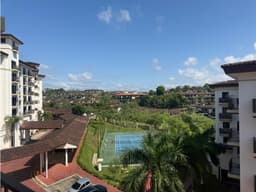 Venta de Apartamento en PH Embassy Village Clayton