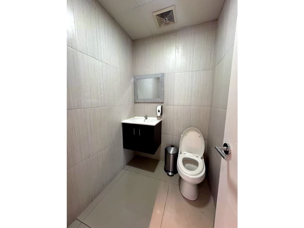 ALQUILER DE OFICINA AMOBLADA EN FINANCIAL PARK COSTA DEL ESTE — foto 5