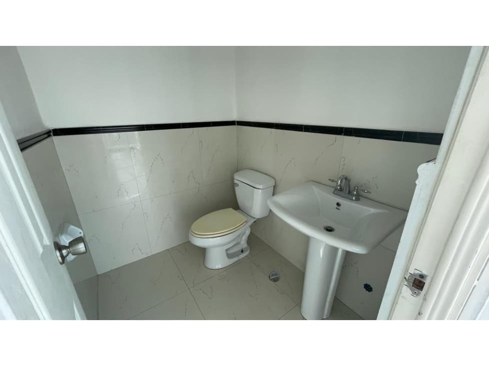 Venta ó alquiler de oficina, PH Molón Tower — foto 6