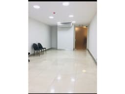ALQUILER OFICINA AVENIDA BALBOA PH BOC