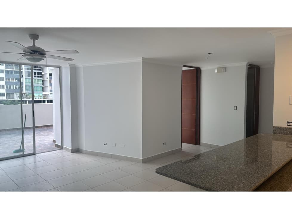VENTA DE APARTAMENTO EN VIA TRANSISTMICA PH CENTRAL PARK — foto 1