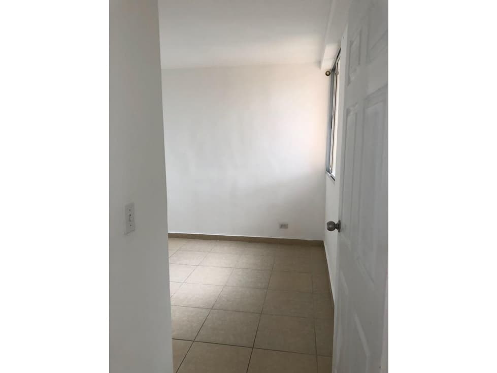 VENTA APARTAMENTO EN LAS CUMBRES PH TERRAZAS DEL BOSQUE — foto 5
