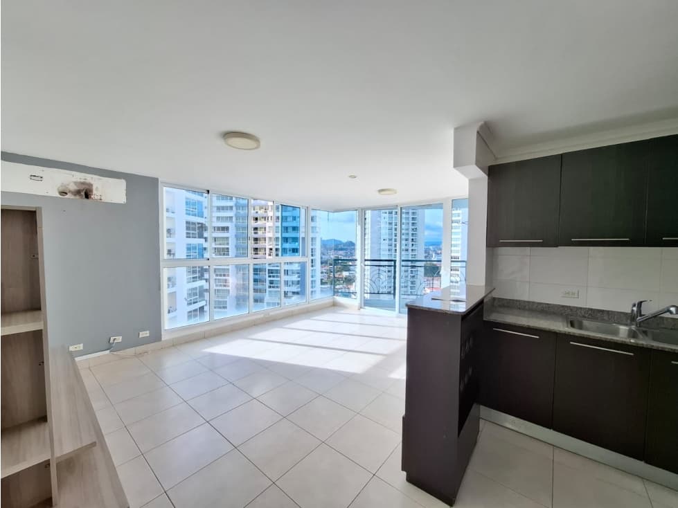 VENTA APARTAMENTO EN EDISON PARK PH BELVIEW 400 — foto 1