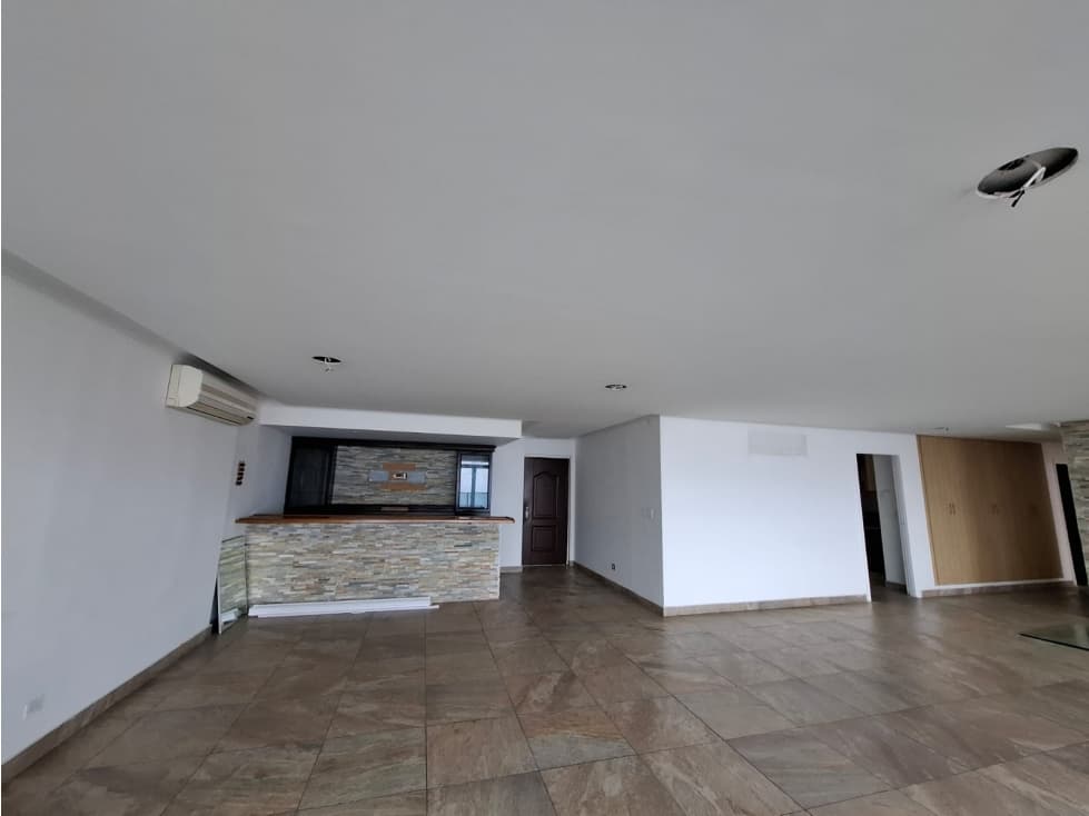 VENTA DE APARTAMENTO EN COCO DEL MAR PH NAUTICA — foto 1