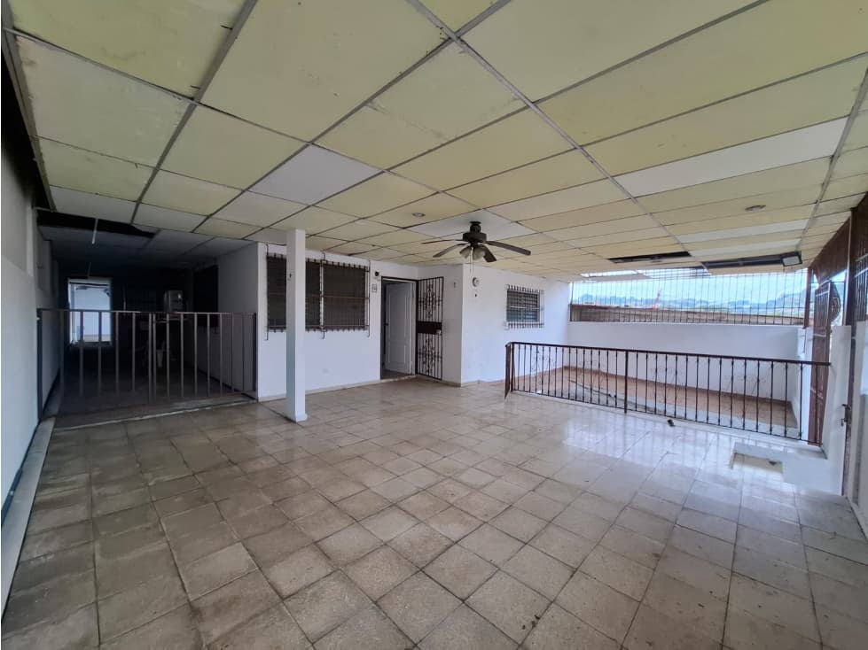 VENTA DE CASA EN ALTOS DE LA PULIDA — foto 4