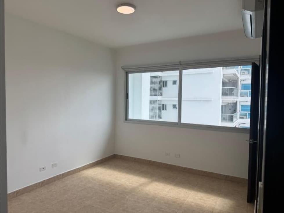 VENTA APARTAMENTO EN COSTA DEL ESTE PH TITANIUM — foto 3