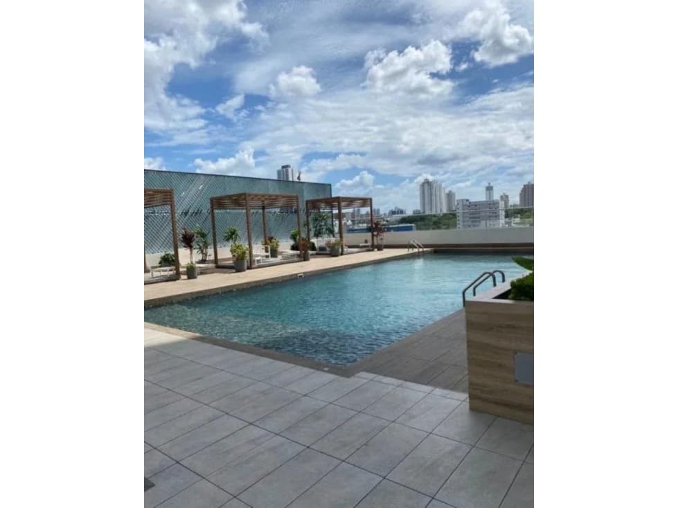 VENTA DE APARTAMENTO EN EL BOSQUE PH GREENWOOD — foto 1