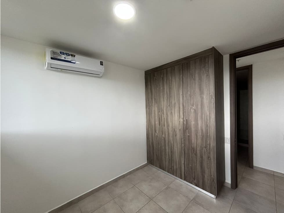 VENTA APARTAMENTO EN BRISAS DEL GOLF PH HACIENDA GOLF — foto 4