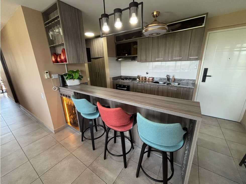 VENTA APARTAMENTO AMOBLADO EN BRISAS DEL GOLF PH HACIENDA GOLF — foto 2