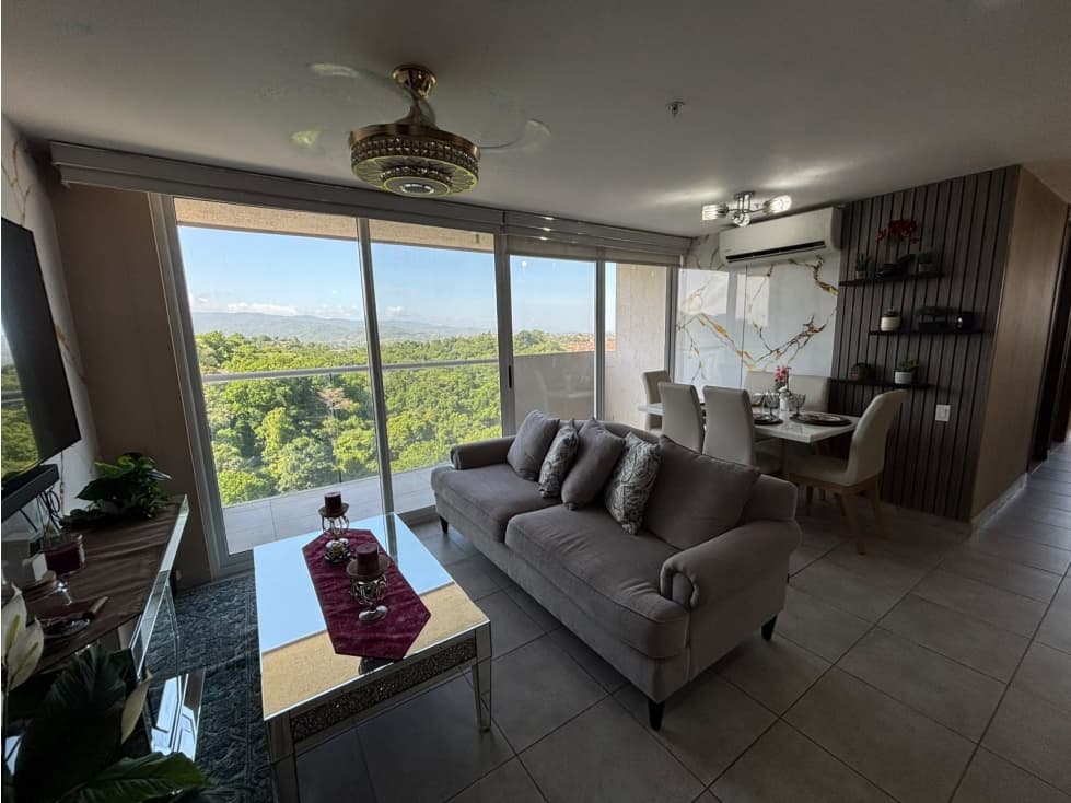 VENTA APARTAMENTO AMOBLADO EN BRISAS DEL GOLF PH HACIENDA GOLF — foto 1
