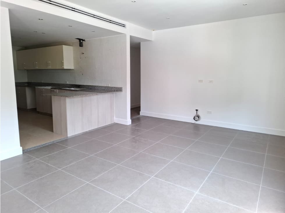 VENTA APARTAMENTO EN EMBASSY VILLAGE — foto 2