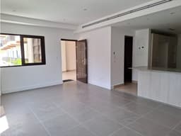 VENTA APARTAMENTO EN EMBASSY VILLAGE