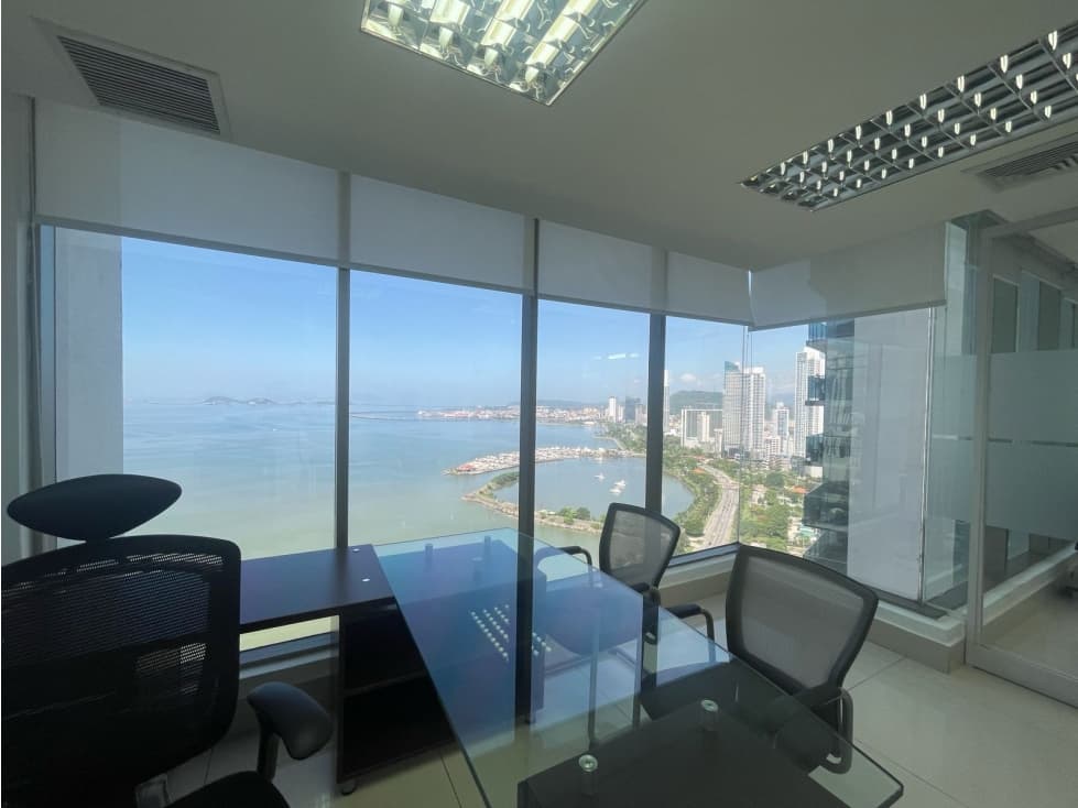 ALQUILER MODERNA OFICINA AMOBLADA AVENIDA BALBOA TORRE BICSA — foto 2