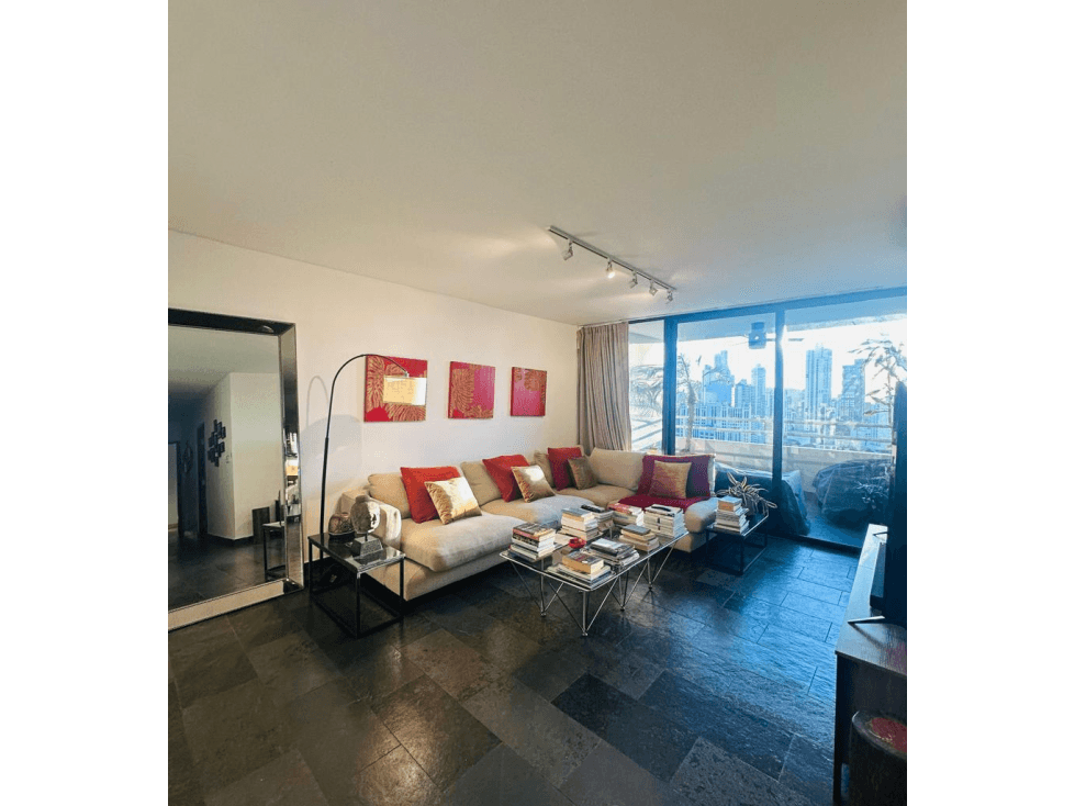 VENTA DE APARTAMENTO, PH BRISAS DE OBARRIO, BELLA VISTA, PANAMA. — foto 2
