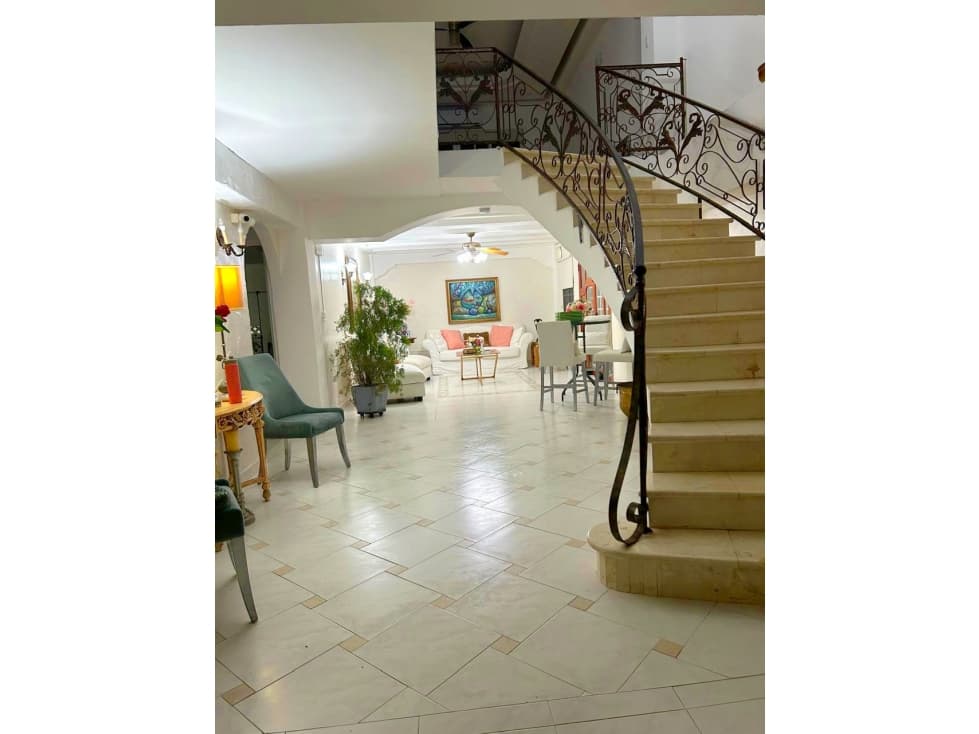 VENTA DE CASA EN ALBROOK GARDENS, ANCON, PANAMA — foto 2