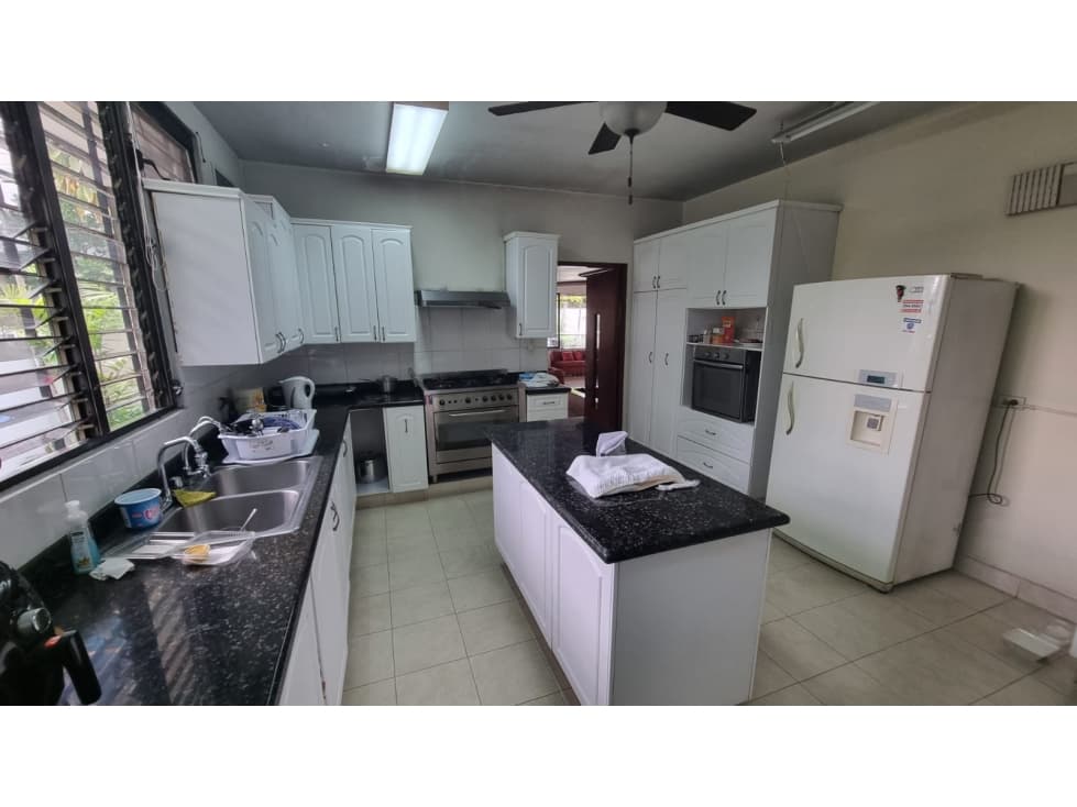VENTA DE CASA EN OBARRIO BELLA VISTA, PANAMA. — foto 5