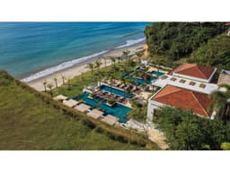 Apartamentos frentre al mar en comunidad cerrada, San Carlos, Panama