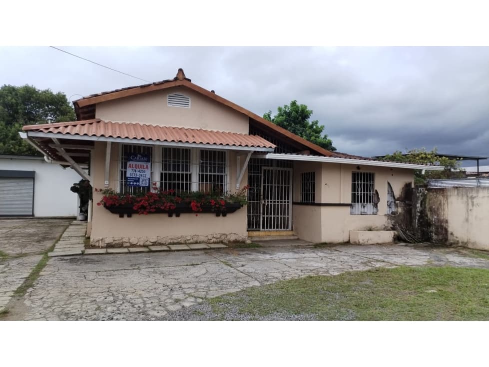 Casa Comercial en Ave Central David — foto 1