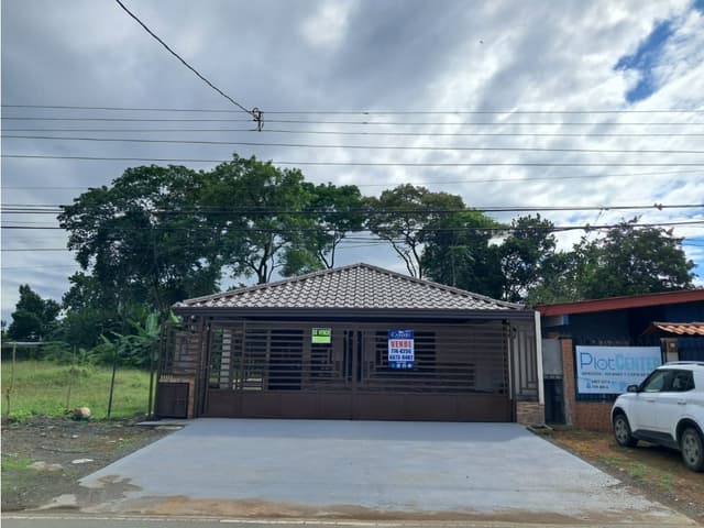 CASA EN VENTA DOLEGUITA USO COMERCIAL O RESIDENCIAL