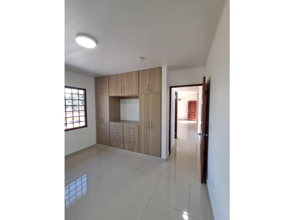 APARTAMENTOS EDIFICIO MALOFI ENTRADA DE VILLA OLGA DAVID — foto 5
