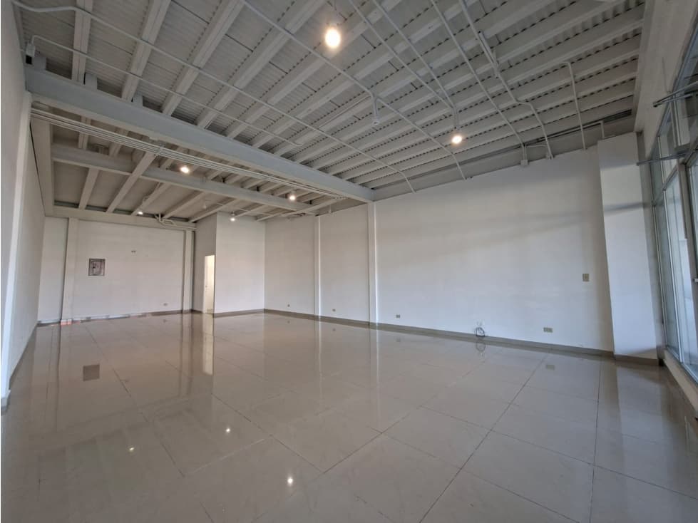 Local 80 M2 Swiss Plaza — foto 5