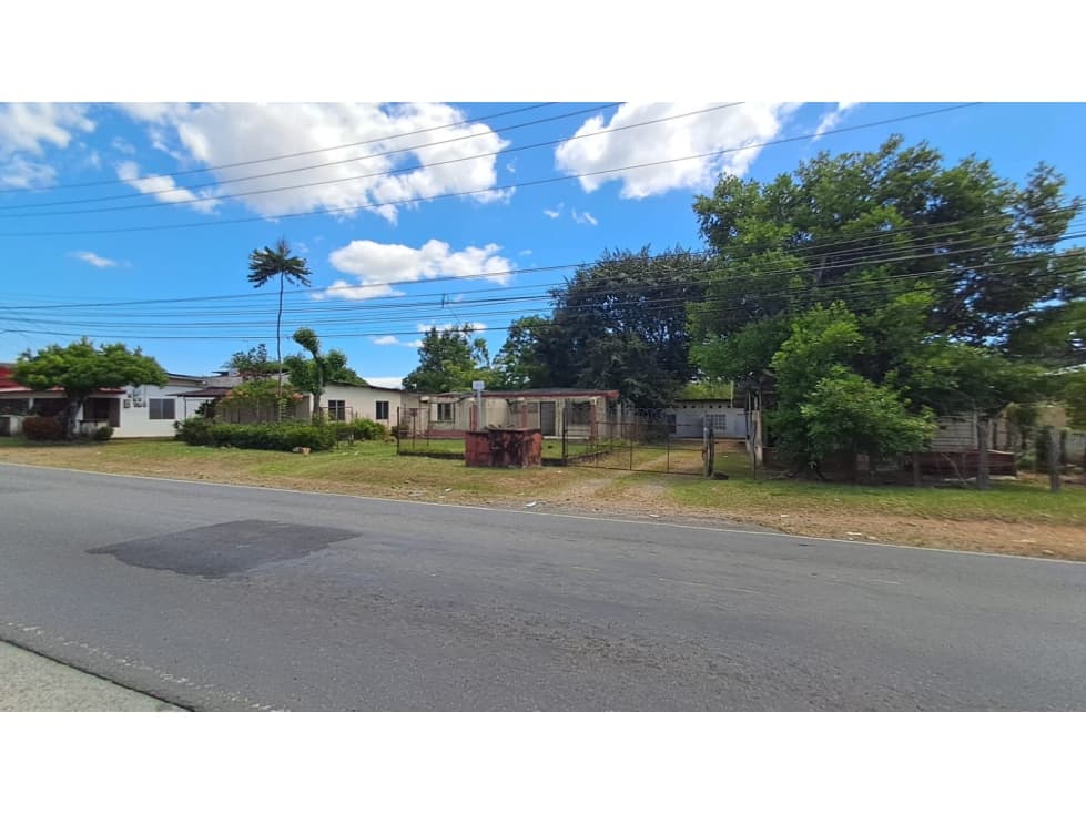 LOTE COMERCIAL EN VENTA EN AVENIDA FCO. CLARK — foto 3